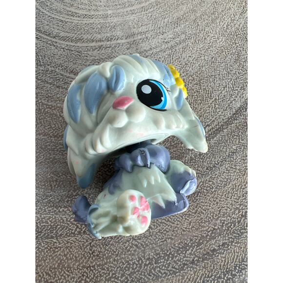 Littlest Pet Shop LPS #1712 Purple and White Sheep Dog with Yellow Flower 2007 - Picture 5 of 5